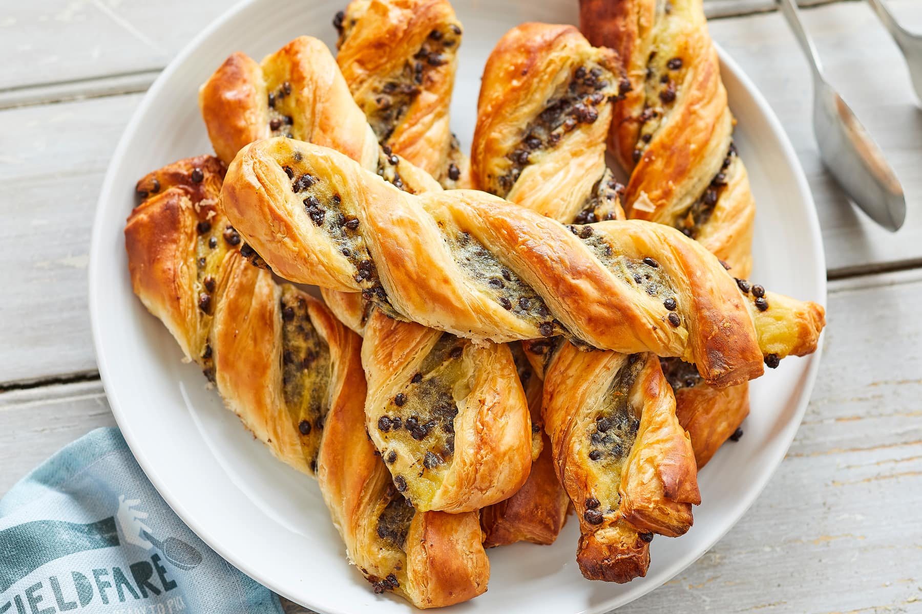 Chocolate Twist Field Fare